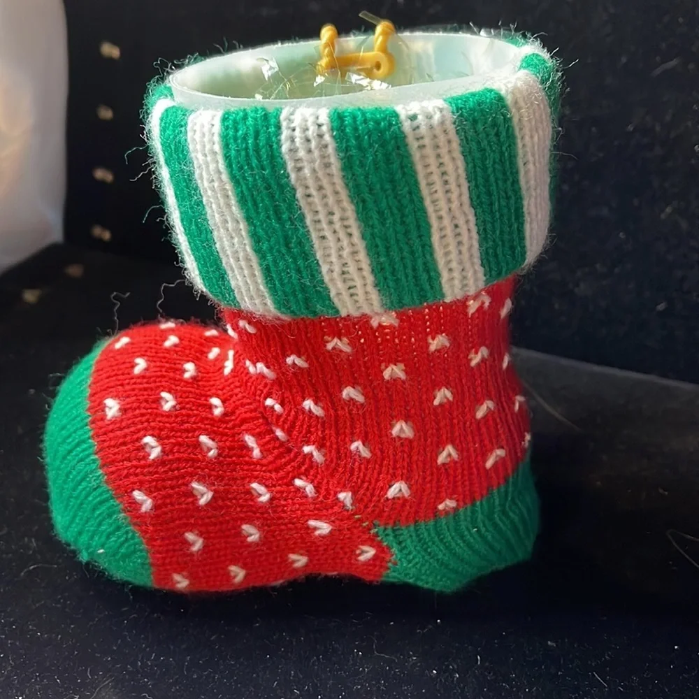 Avon (Vtg) “Edible Expressions” Elf Climbing Ladder I/ a knitted Xmas Stocking